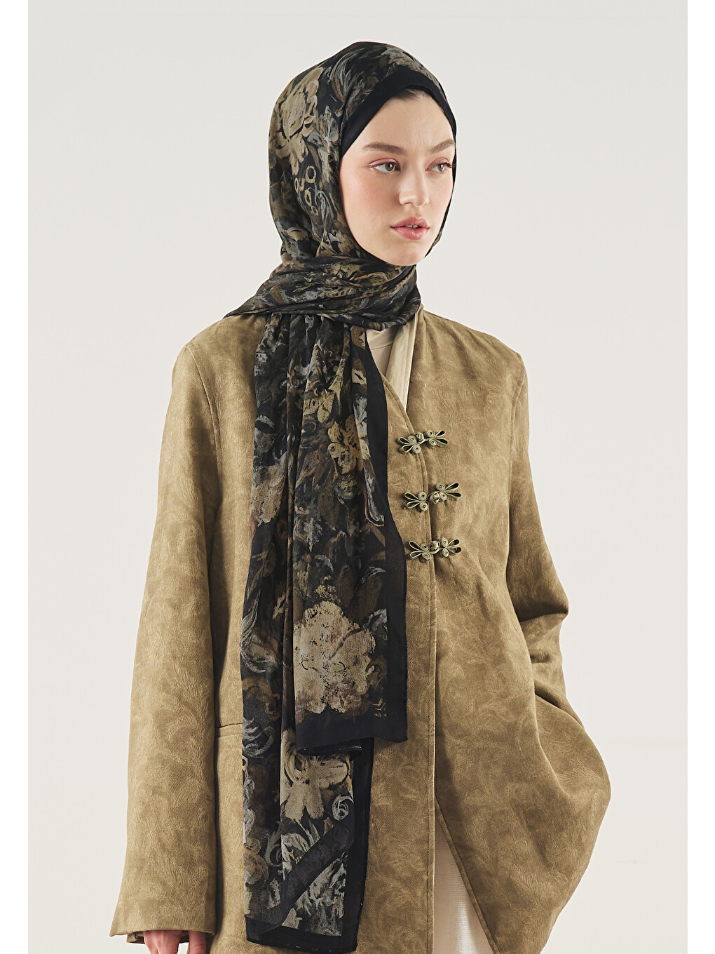 Floral Legacy Desen Soft Viskon Şal Siyah