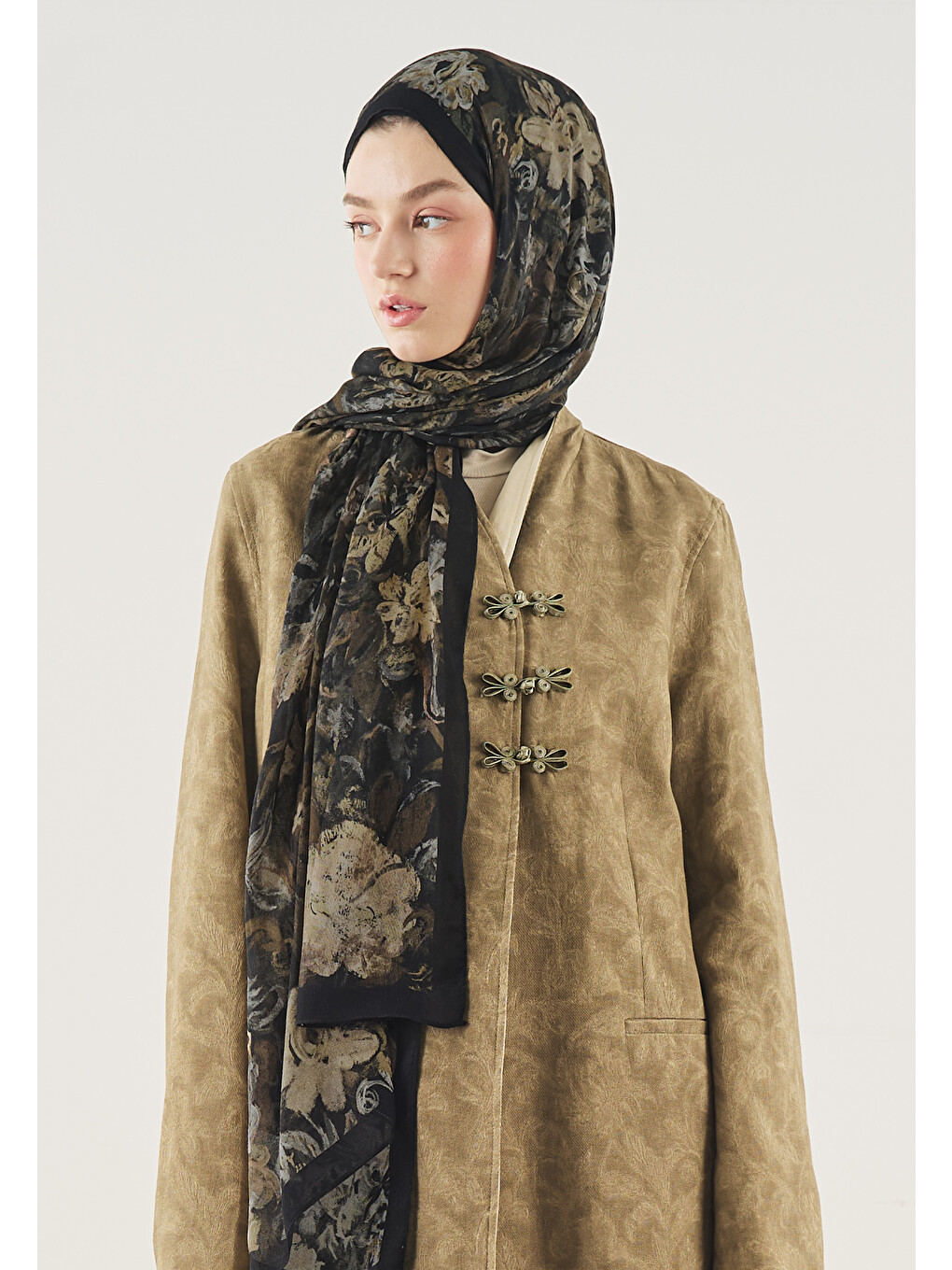 Floral Legacy Desen Soft Viskon Şal Siyah-1
