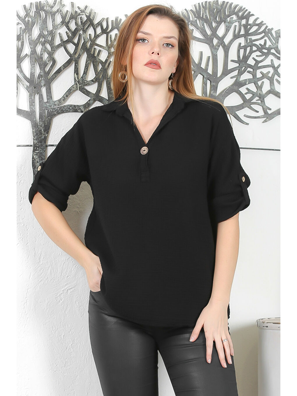 Siyah Gömlek Yaka Düğmeli 3/4 Kol Düğmeli Casual Müslin Dokuma Bluz-1