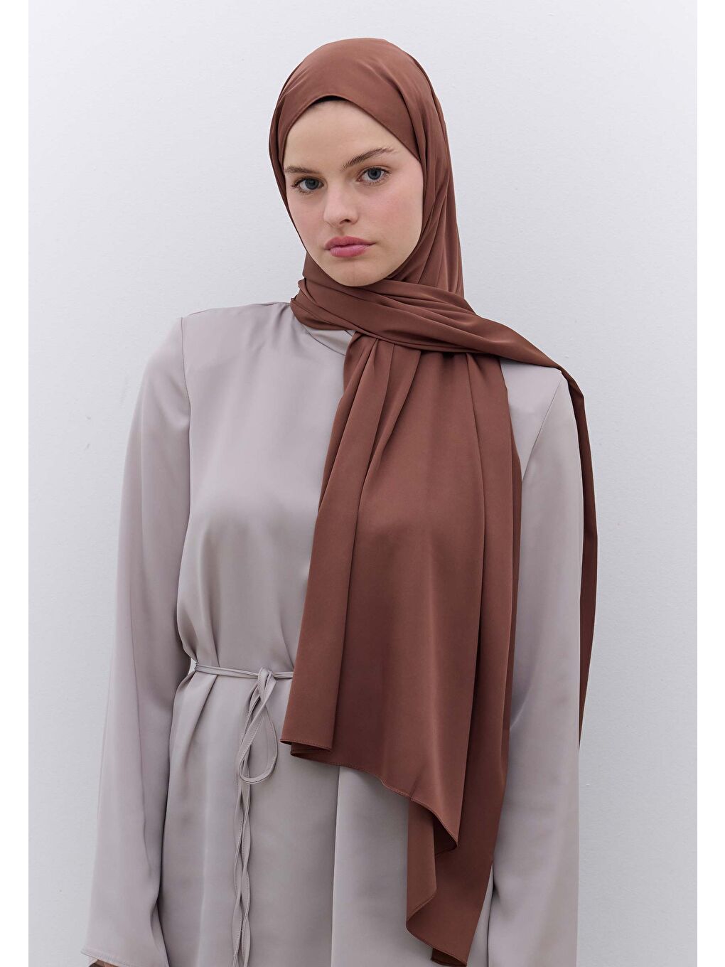 Kahverengi İpeksi Elegance Şal Kahve-1