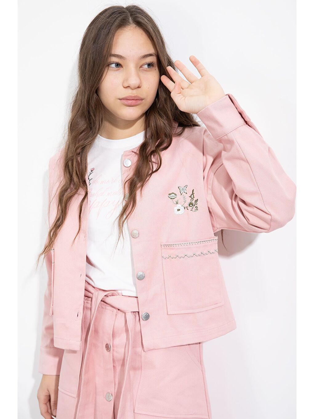 Pembe Nakış Detaylı Jean Ceketli Kuşaklı Etekli Kız Çocuk 3lü Takım 23502-1