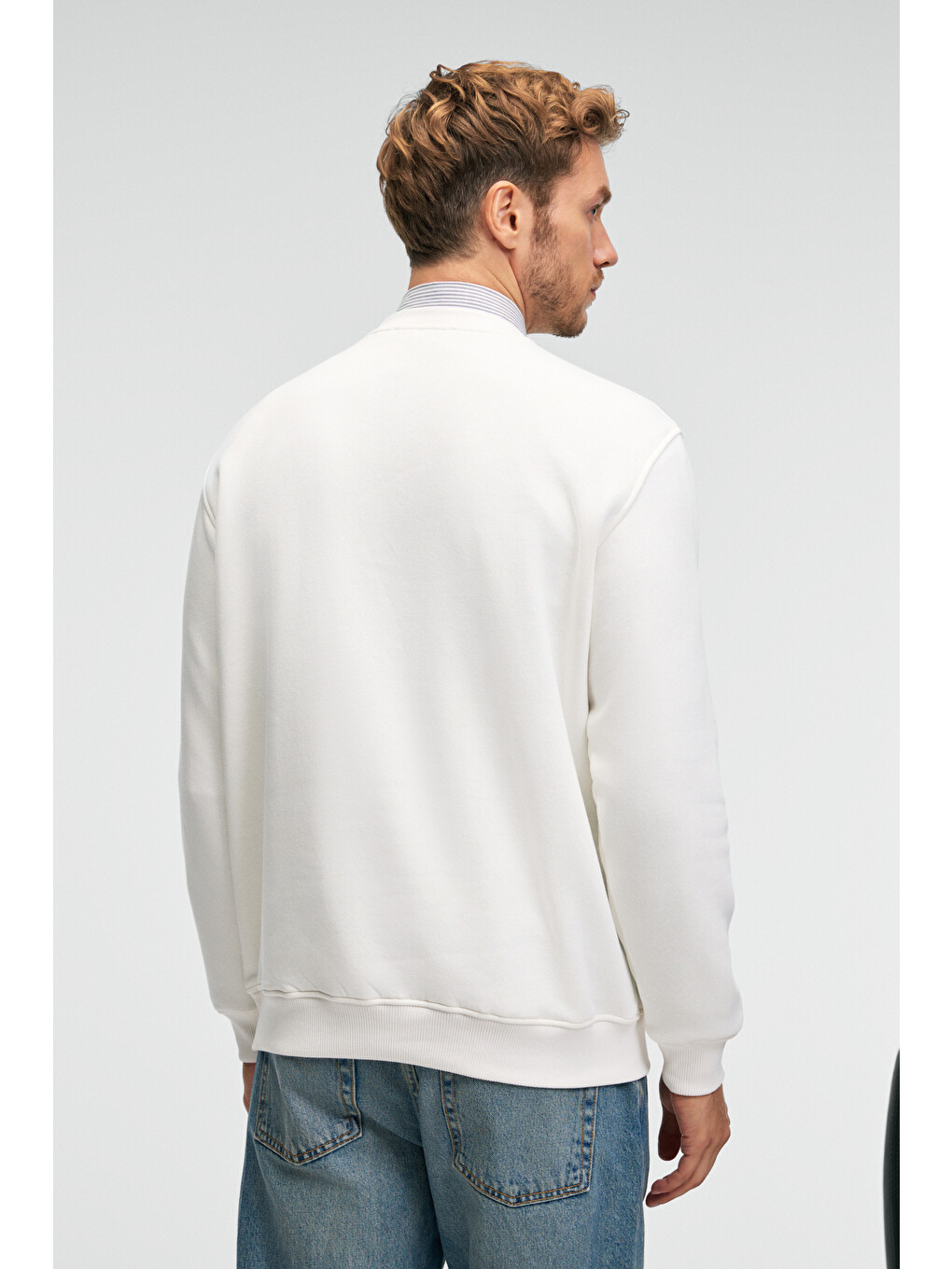 Irvıng Erkek Yuvarlak Yaka Göğsü Ve Önü Regular Fit Ekru Sweatshirt-3