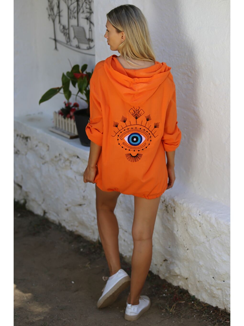 Turuncu Düğmeli Uzun Kollu Cepli Göz Nakışlı Pamuklu Dokuma Casual Kapüşonlu Ceket-7