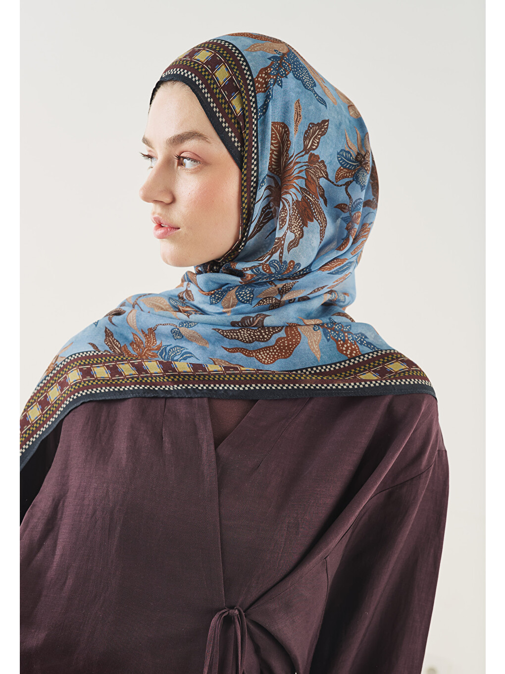 Mystic Bloom Desen Soft Viskon Şal Mavi-2