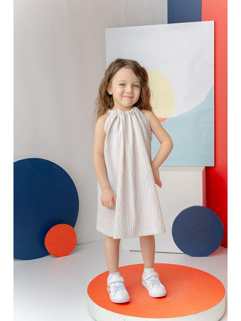 Bej Kız Çocuk Çizgili Arkası Fiyonklu Gofre Elbise - Taş Çizgili