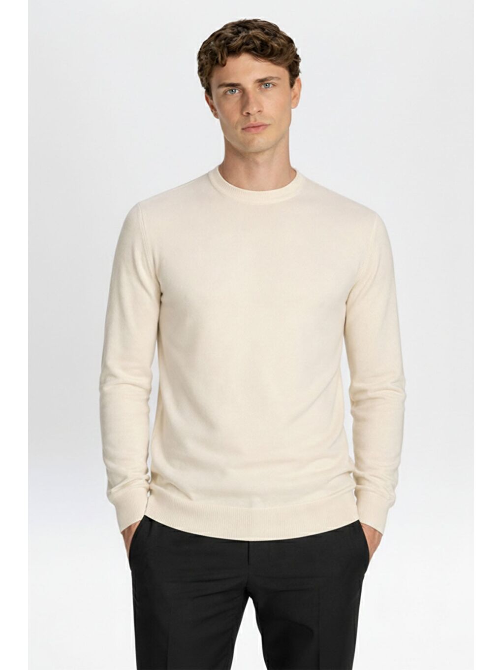 Beyaz Kemik Standart Fit Yün Karışımlı Bisiklet Yaka Düz Erkek Triko Kazak