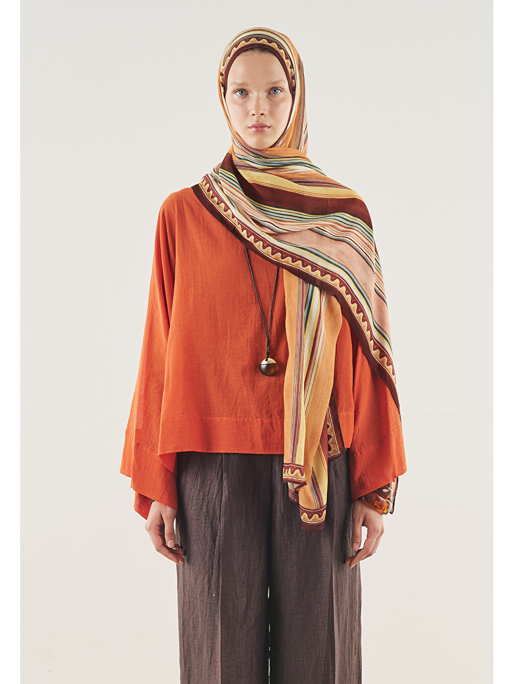 Line Harmony Desen Soft Viskon Şal Bordo-3