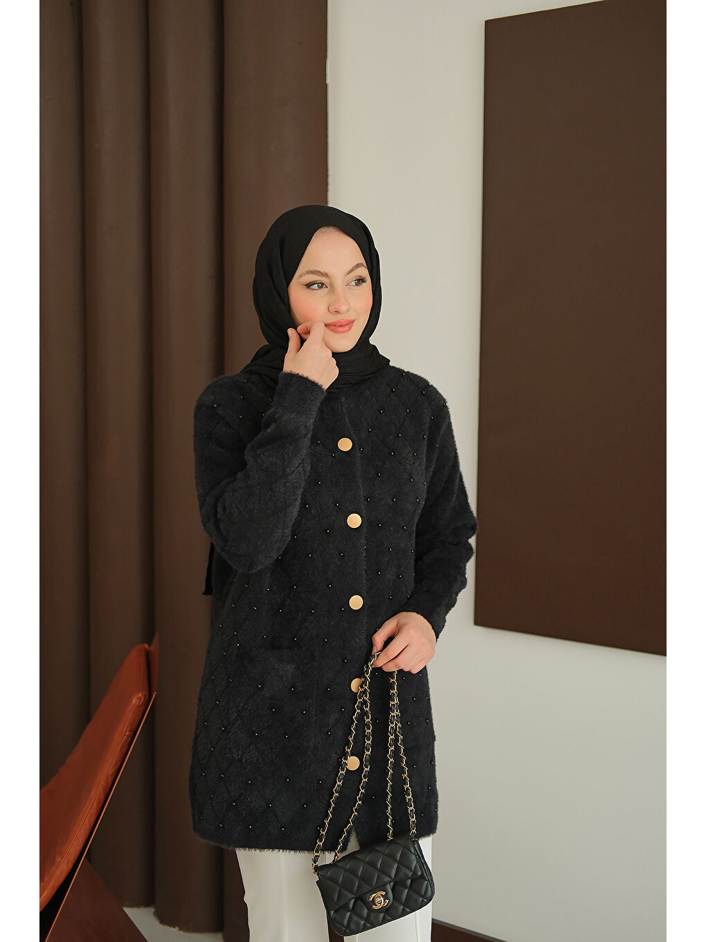 Kadın İnci Detaylı Triko Hırka Siyah-2