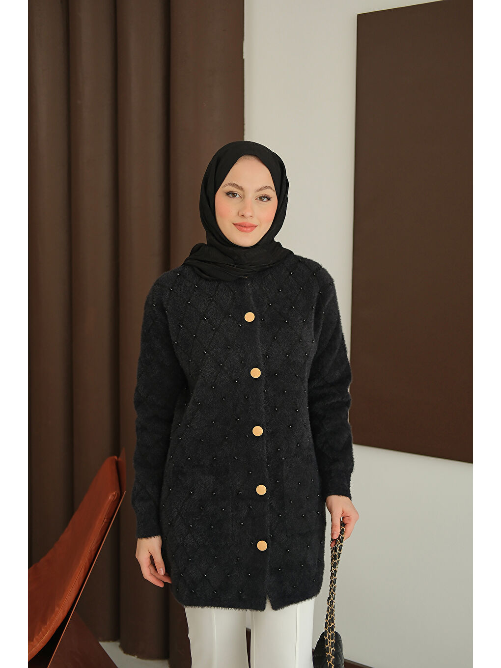 Kadın İnci Detaylı Triko Hırka Siyah-3