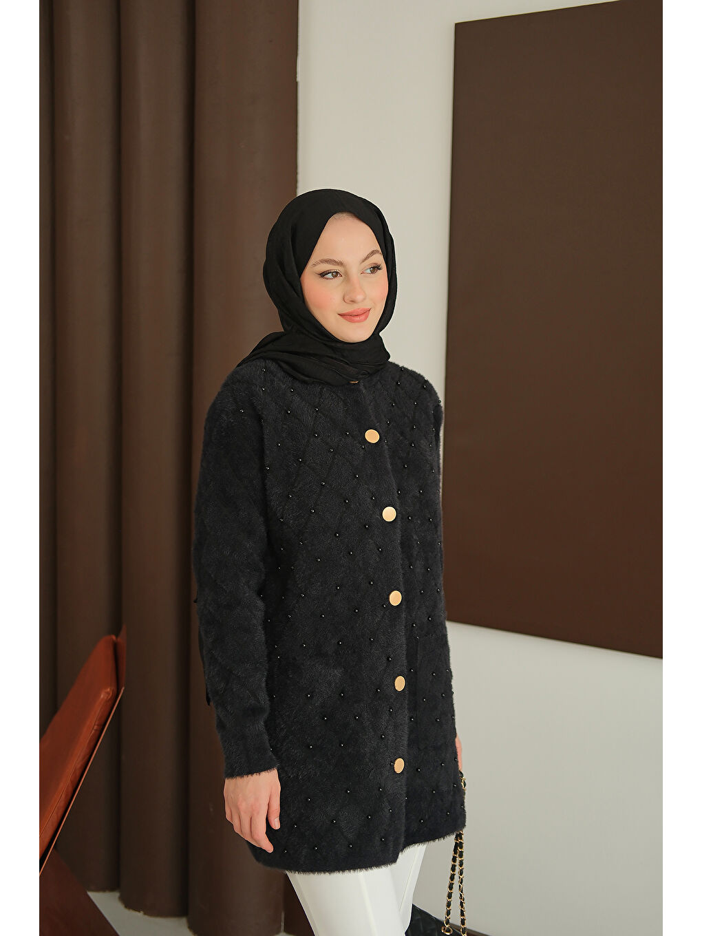 Kadın İnci Detaylı Triko Hırka Siyah-4