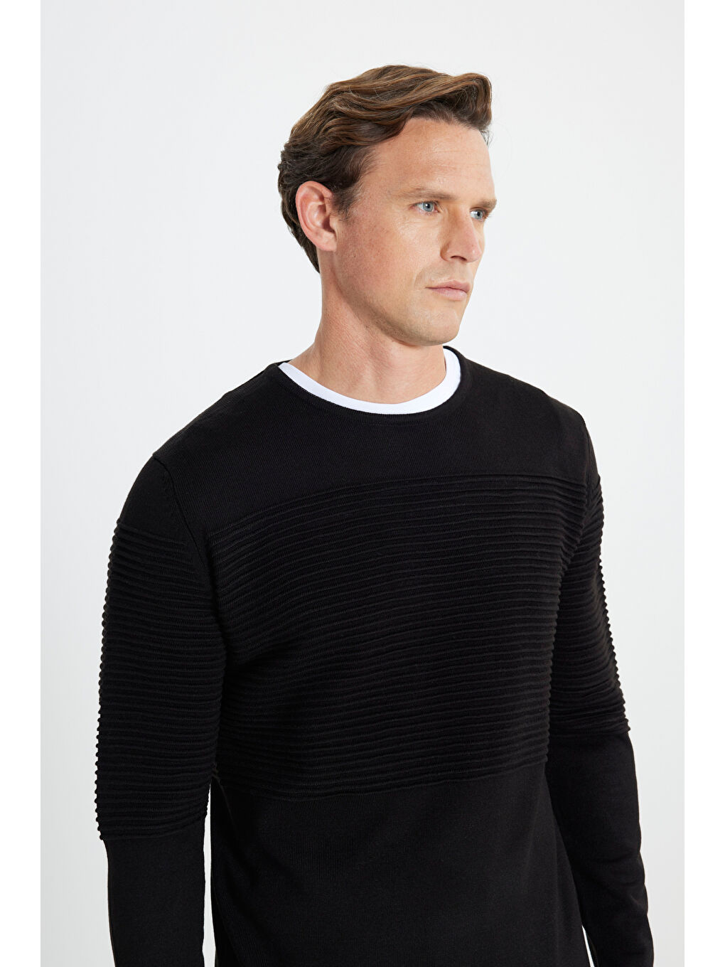 Erkek Siyah Anti-Pilling Özellikli Tüylenme Yapmayan Standart Fit Bisiklet Yaka Çizgi Dokulu Triko-3