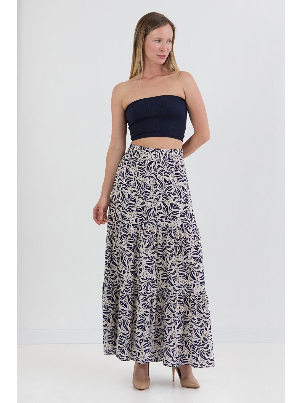 Lacivert Desenli Beli Lastikli Etek