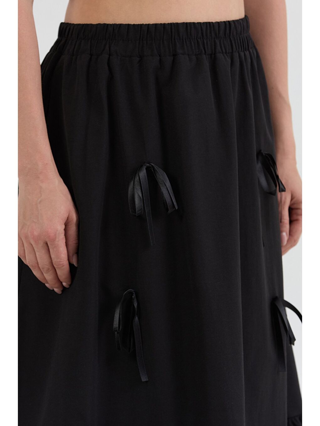 Siyah Beli Lastikli Kurdeleli Etek-4