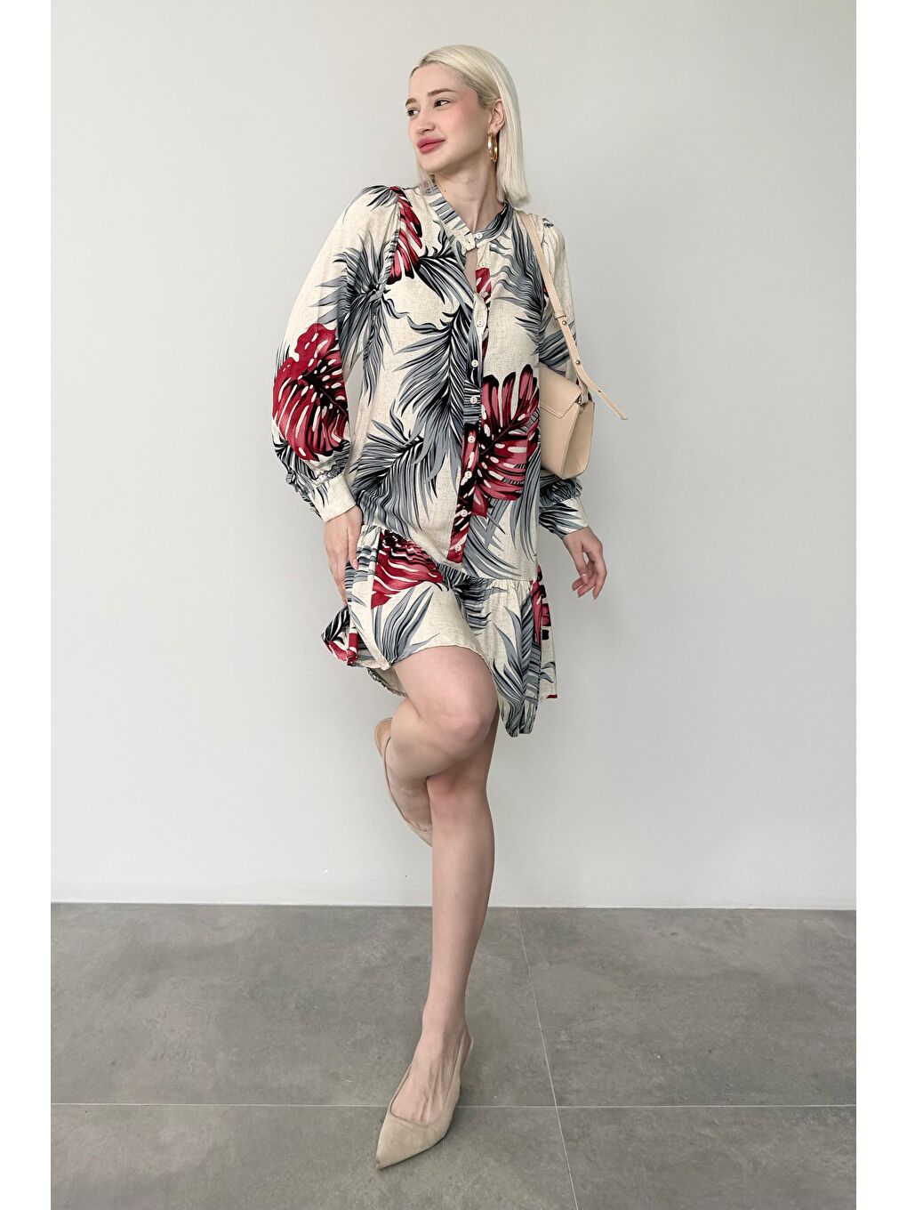 Kırmızı Desenli Düğmeli Kısa Kadın Elbise Mg2432-3