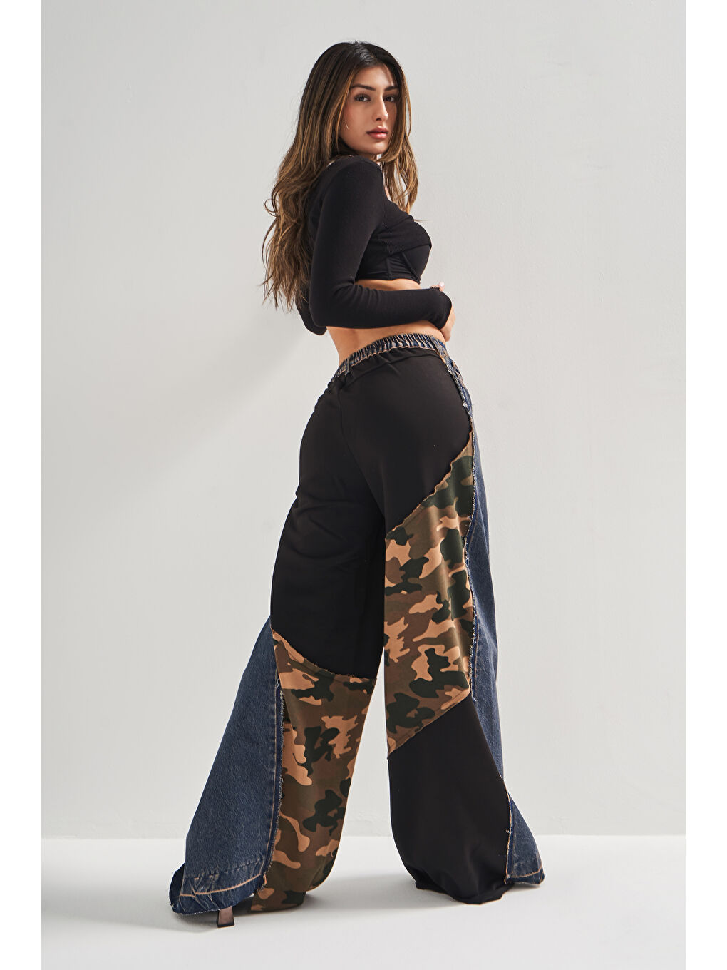 Mavi Kadın Jean Rengi Kamuflaj Örme Kumaş Karışımlı Kemerli Palazzo Fit Tasarım Denim-1