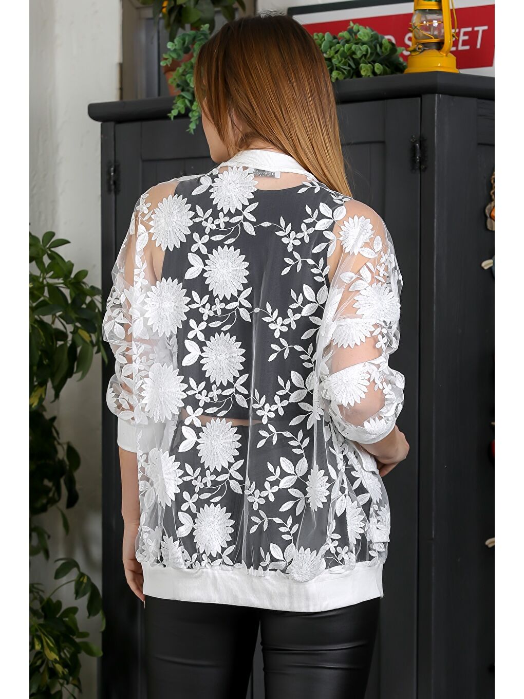 Beyaz Bomber Yaka Manşetli Kollu Fermuarlı Cepli Casual Dokuma Ceket 70 65-5