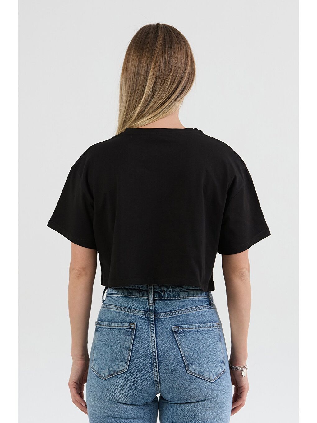 Siyah Basic Bisiklet Yaka Oversize Crop Tişört-3