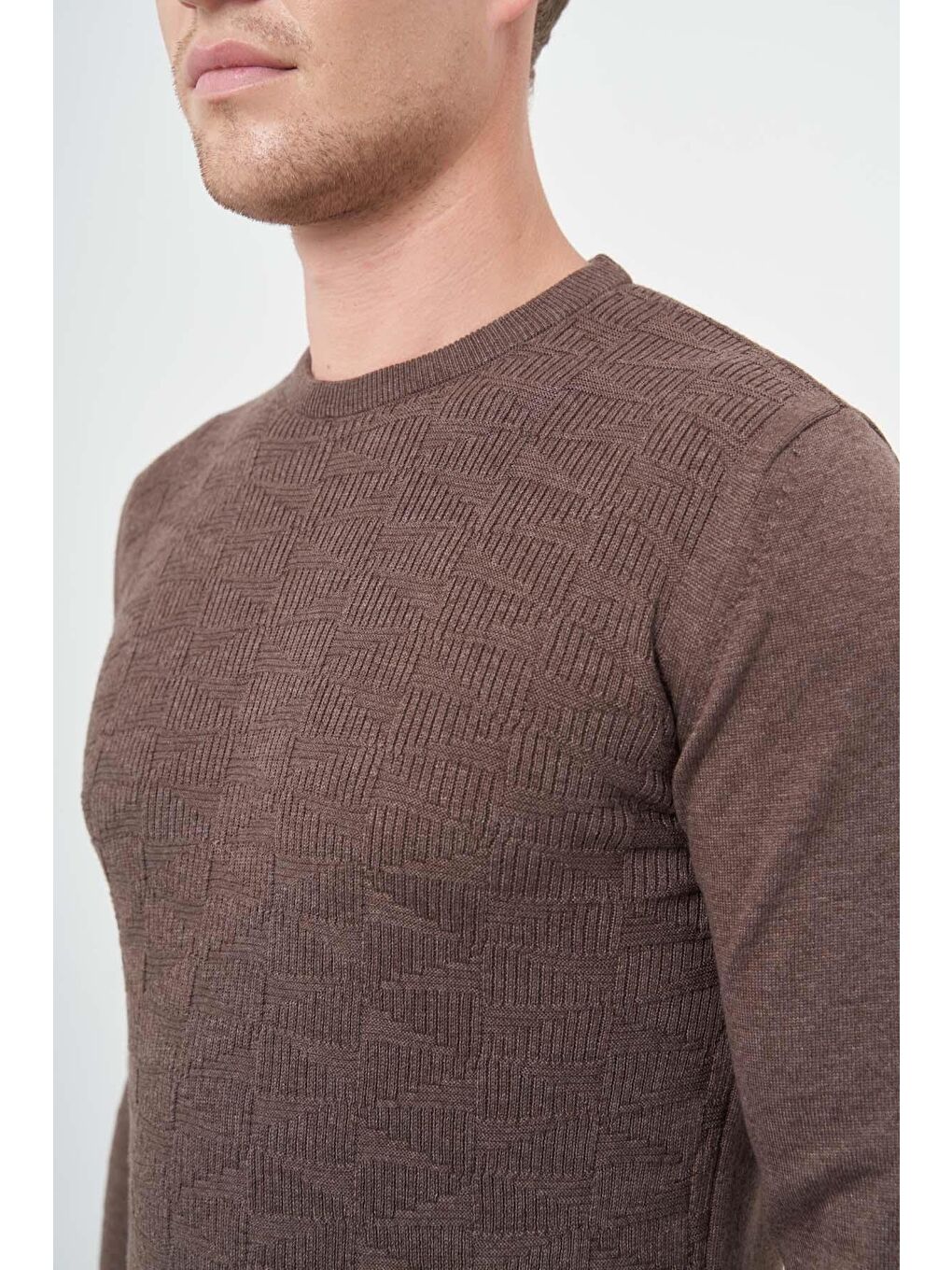 Sütlü Kahverengi Uzun Kol Kendinden Desenli Örme Bisiklet Yaka Classic Slim Fit Triko 1012245200-3