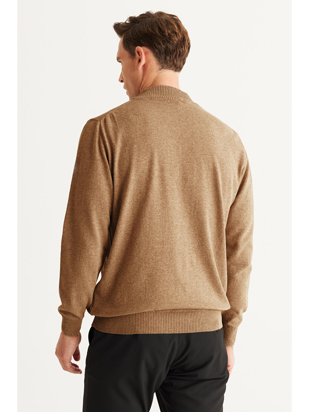 Bej Erkek Vizon Standart Fit Normal Kesim Yarım Balıkçı Yaka Pamuklu Triko-4