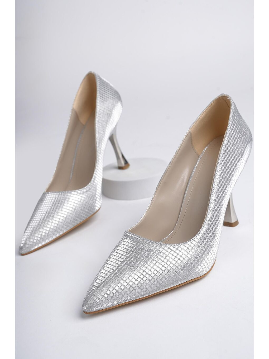 Muggo Gri YOWEL Sivri Burun Kadın Topuklu Stiletto Ayakkabı - 1