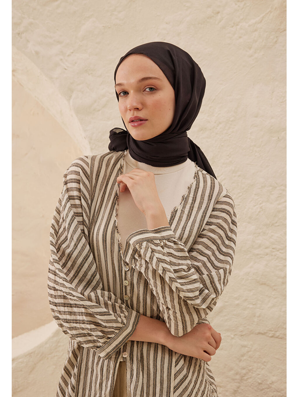 Kırmızı İnce Pamuk Vual Şal Siyah Erik-2