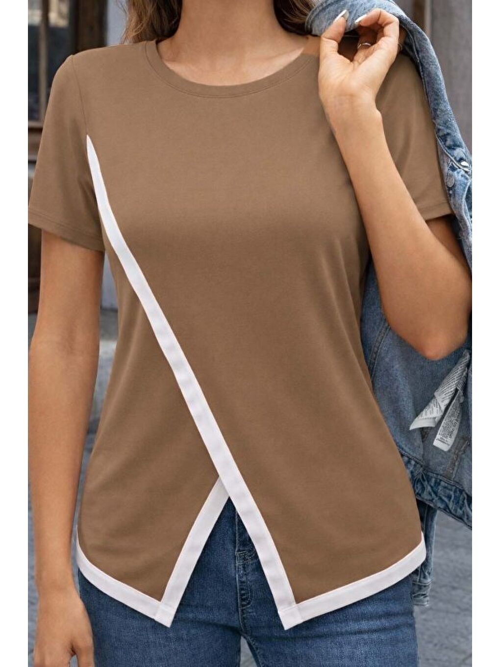 Kahverengi Kadın Kısa Kollu Bisiklet Yaka Viskon Bluz-1