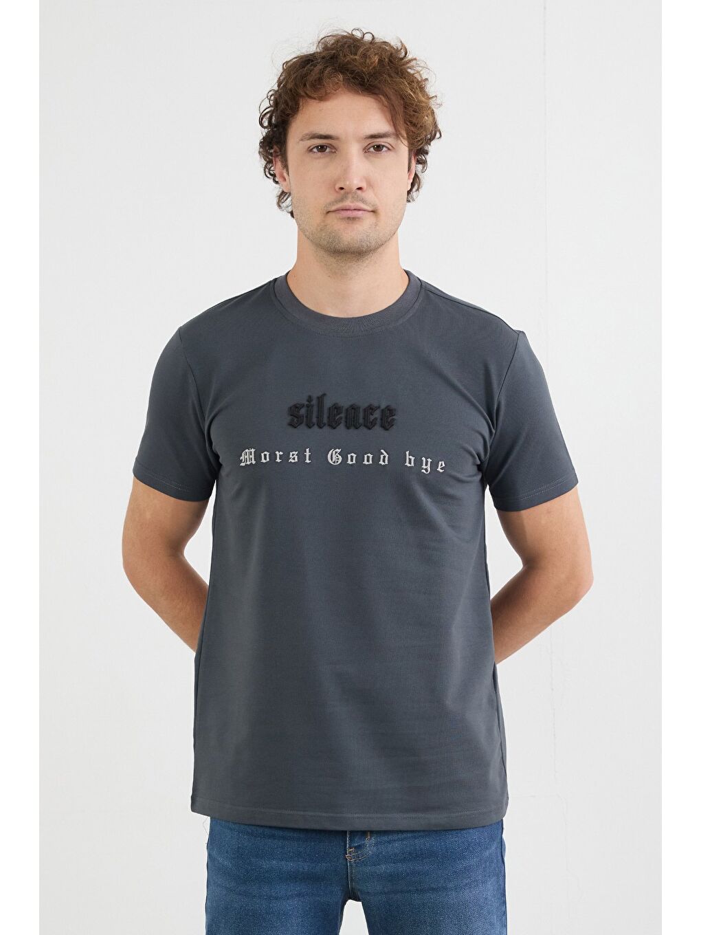Antrasit Silence Nakışlı Bisiklet Yaka Tişört-2