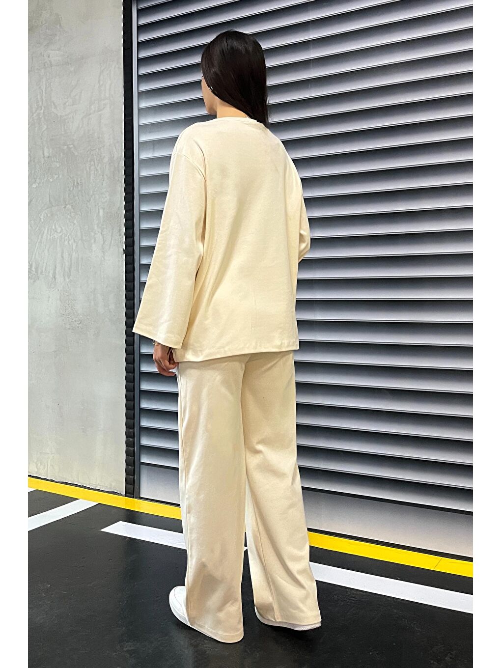 Ekru Geniş Paçalı İki İplik Eşofman Takımı Krem - 27717-KREM-1