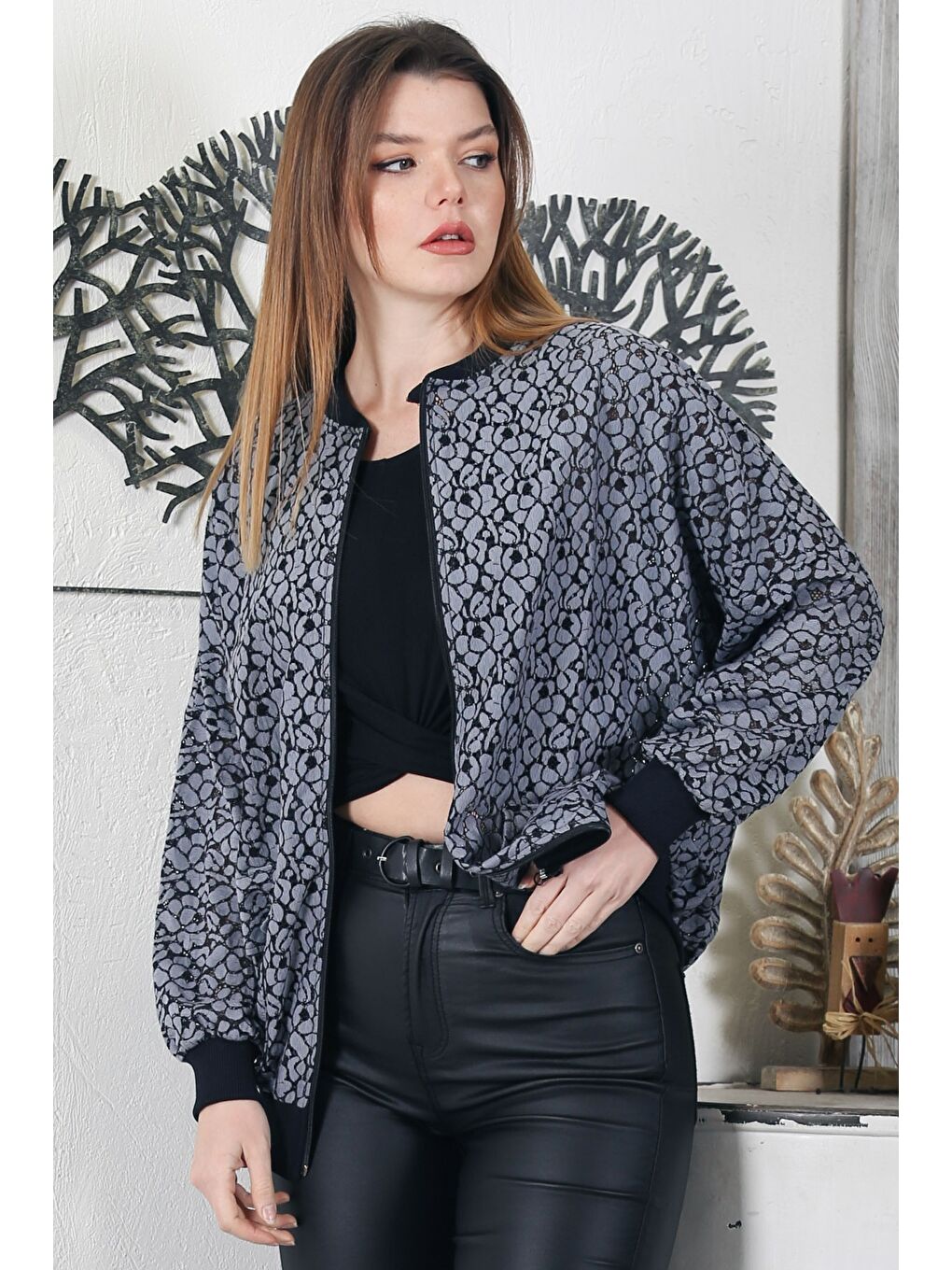 Chiccy Gri-Siyah Bomber Yaka Manşetli Kollu Fermuarlı Cepli Casual Dokuma Ceket 70 65 - 4