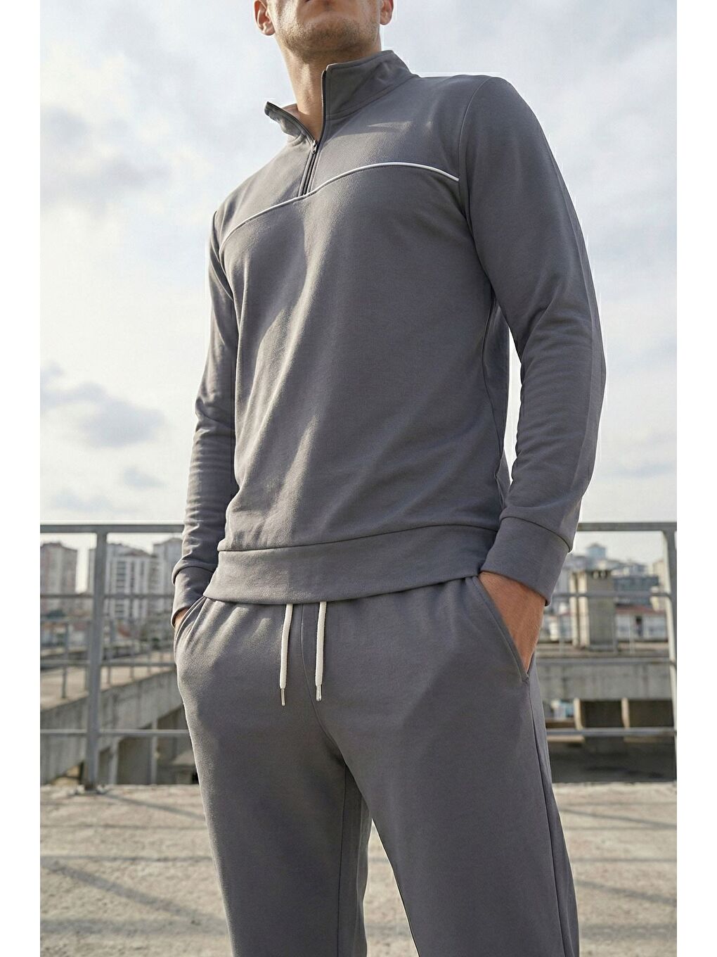 Gri Erkek Polo Yaka Yarım Fermuarlı Sweat Bel Lastikli Pantolon İkili Takım-1