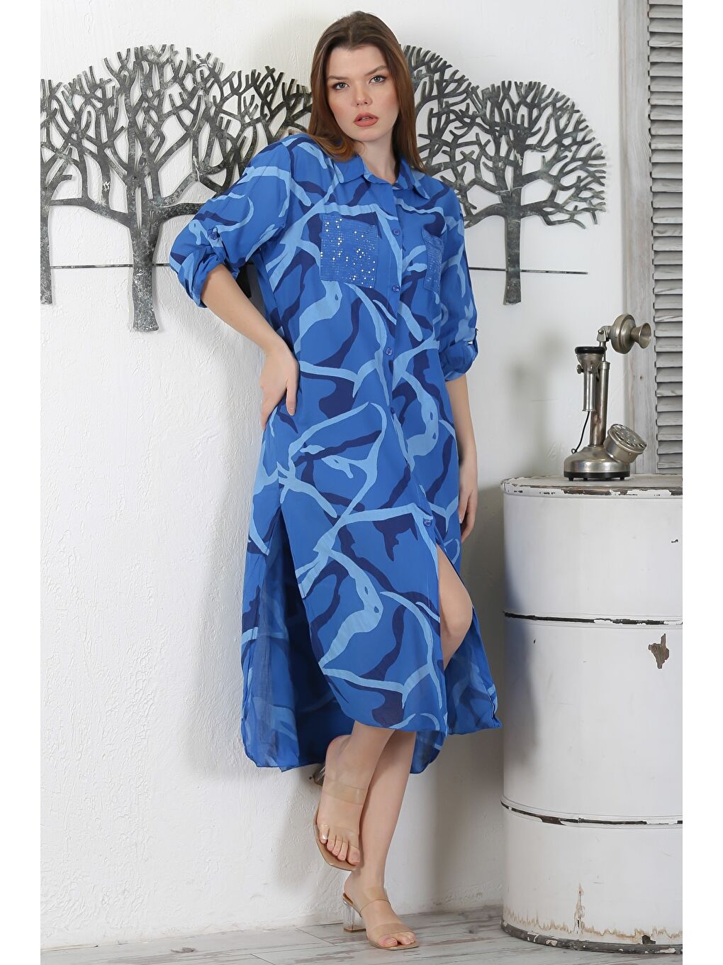 Lacivert İtalyan Gömlek Yaka Düğmeli Uzun Kollu Cepli Pul Payetli Dokuma Yazlık Elbise 130 65