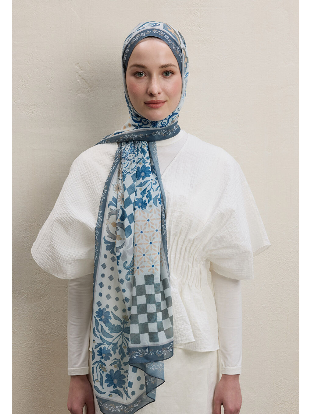 Bella Desen İpek Krep Şal İndigo-1