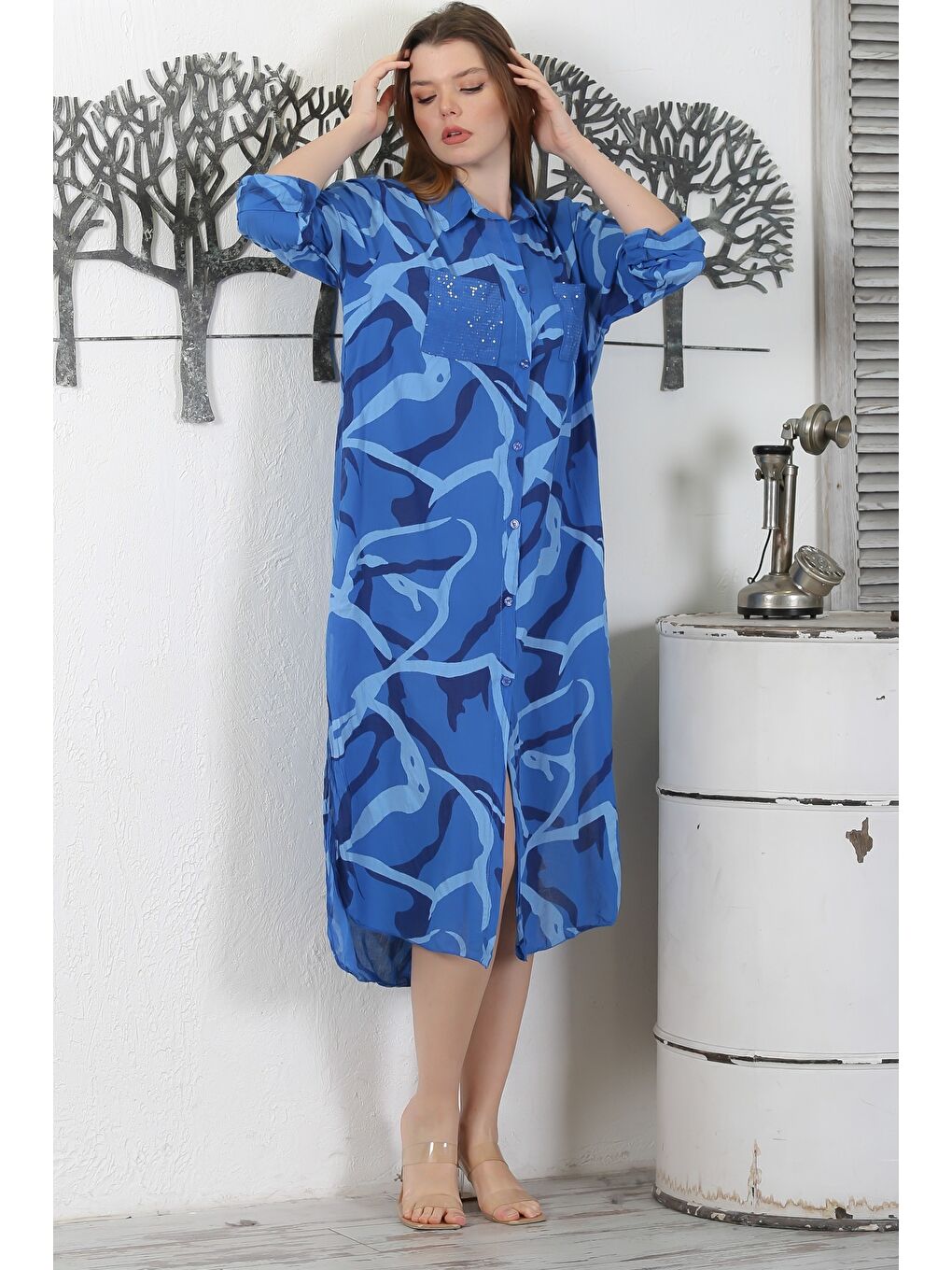 Lacivert İtalyan Gömlek Yaka Düğmeli Uzun Kollu Cepli Pul Payetli Dokuma Yazlık Elbise 130 65-4