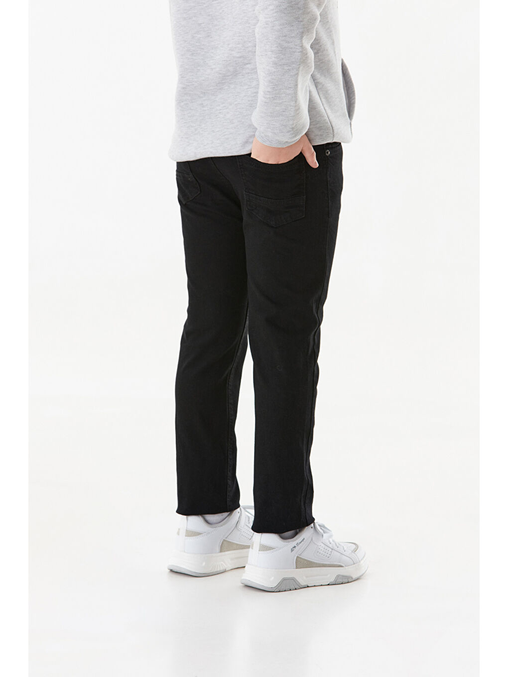 Siyah Beli Lastikli Regular Fit Erkek Çocuk Pantolon-2