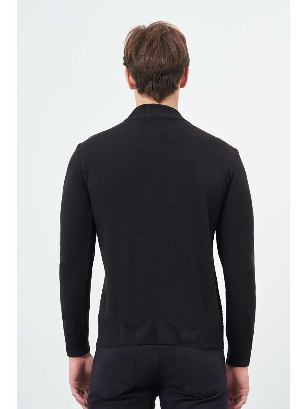 Siyah Uzun Kol Kendinden Desenli Örme Yarım Balıkçı Yaka Classic Comfort Fit Triko 1012245157-4