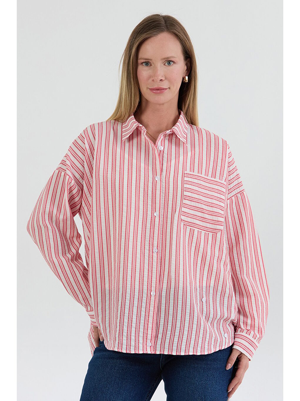 Kırmızı Çizgili Body Detaylı Oversize Gömlek-1