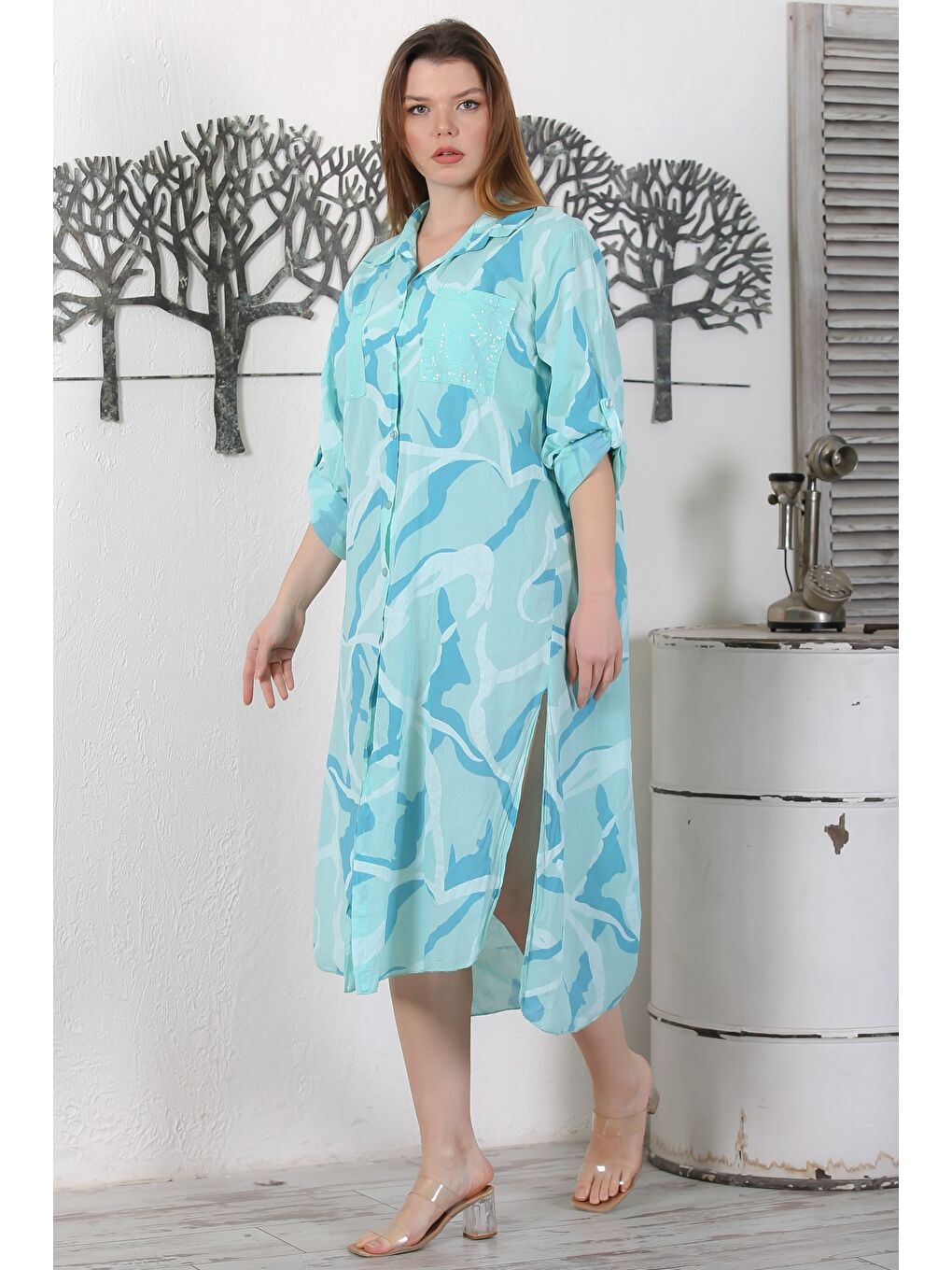 Turkuaz İtalyan Camgöbeği Mavisi Gömlek Yaka Düğmeli Uzun Kollu Pul Payetli Dokuma Yazlık Elbise 130 65-6