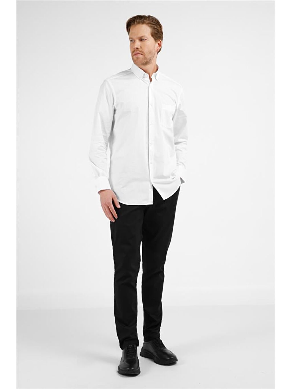 Beyaz Uzun Kol Düğmeli Yaka Düz %100 Pamuk Comfort Fit Gömlek 1004255205-1