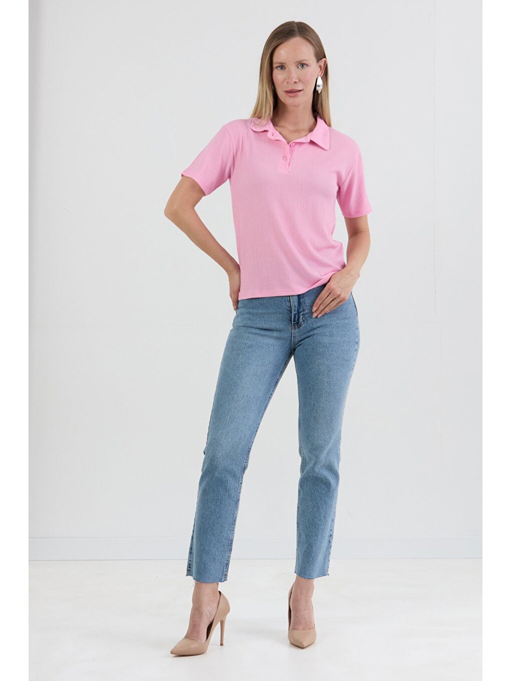 Pembe Bürümcük Kumaş Düğmeli Polo Yaka Tişört-1