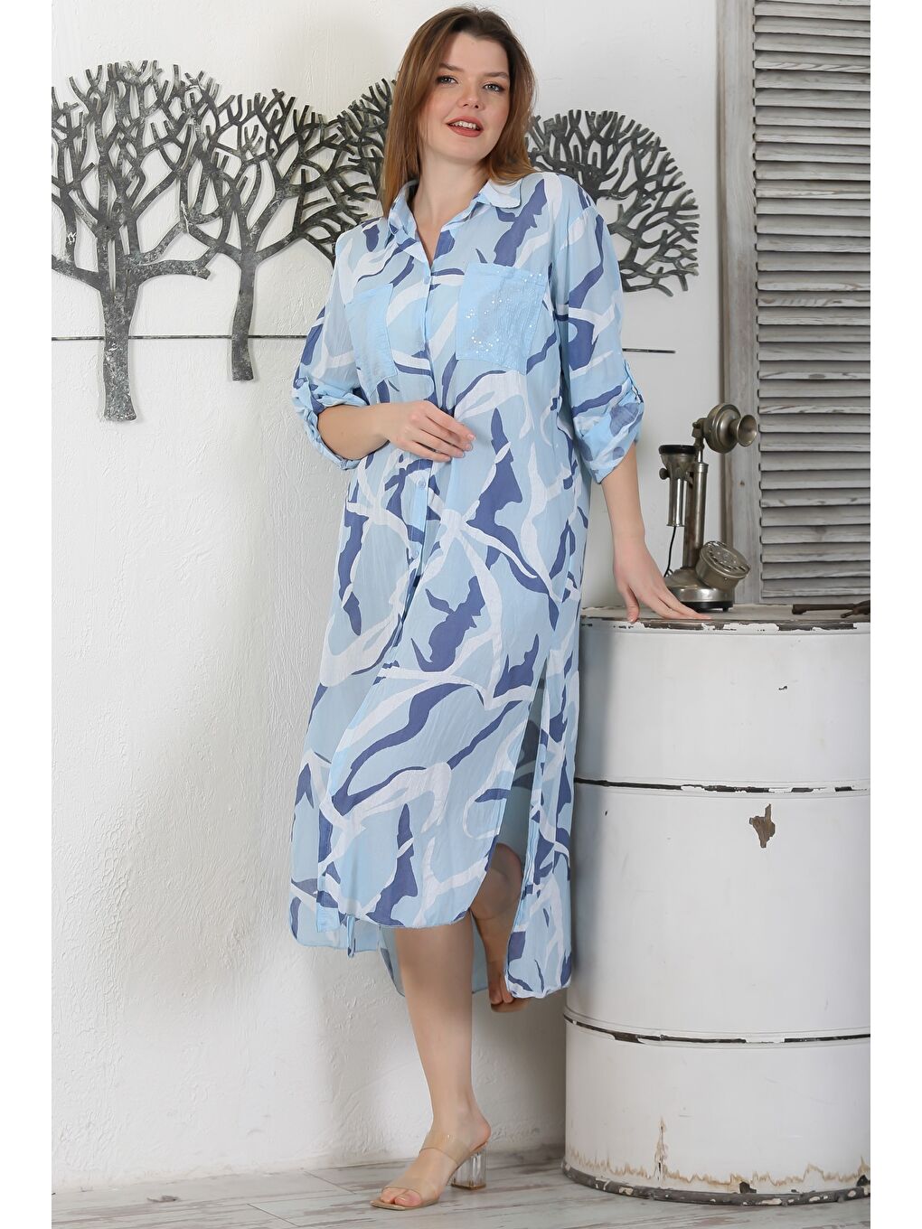 Mavi İtalyan Gömlek Yaka Düğmeli Uzun Kollu Cepli Pul Payetli Dokuma Yazlık Elbise 130 65-3