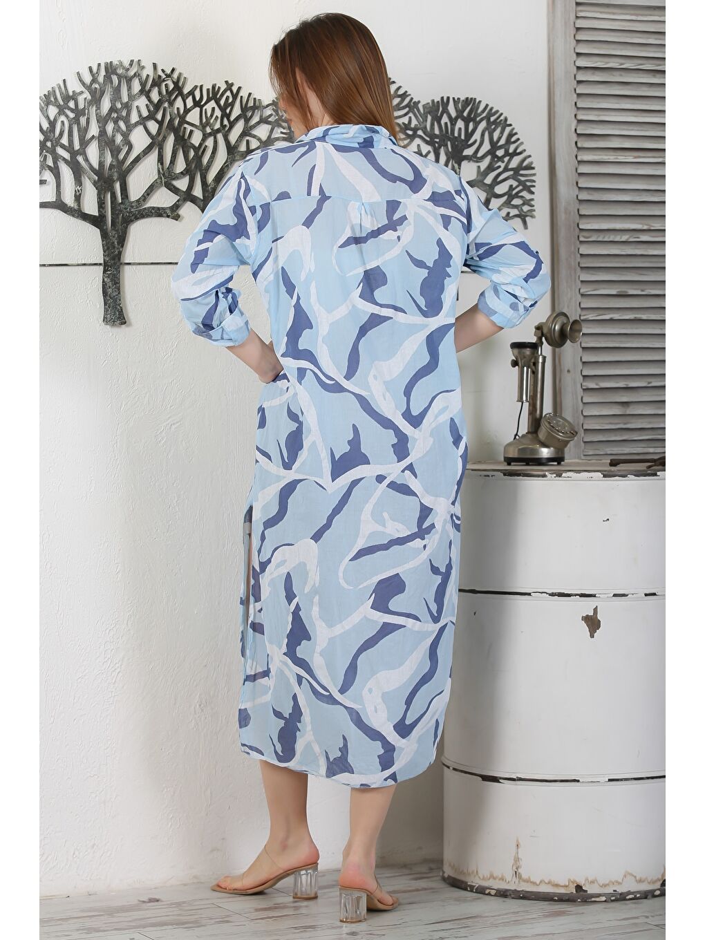 Mavi İtalyan Gömlek Yaka Düğmeli Uzun Kollu Cepli Pul Payetli Dokuma Yazlık Elbise 130 65-7