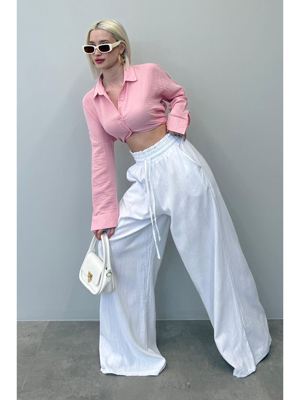 Beyaz Beli Büzgülü Bol Paça Kadın Pantolon Mg2011-1