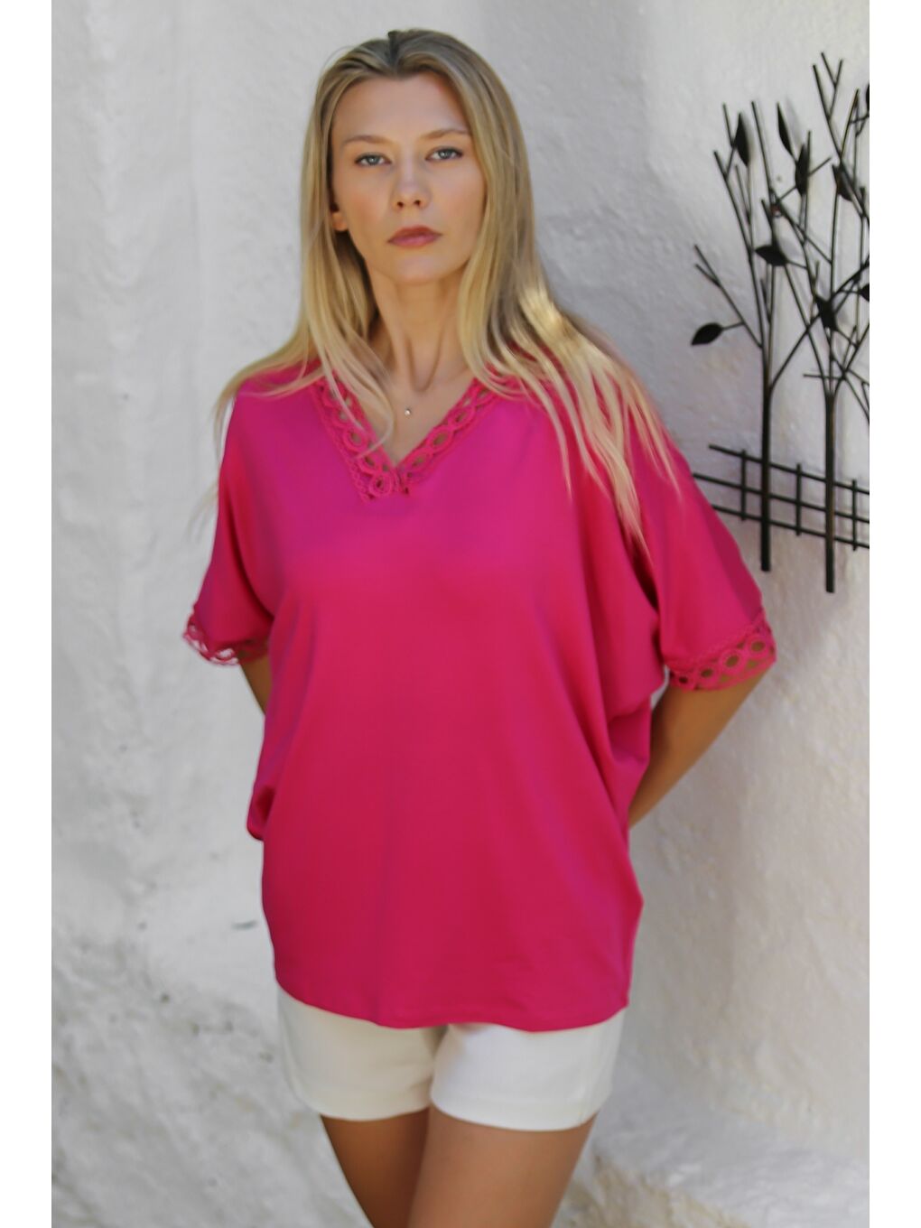 Pembe V Yaka Kısa Kol Yaka Ve Kol Ucu Dantelli Örme Casual Bluz-2
