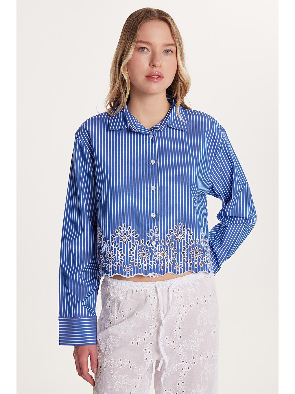 Karışık Kadın Slim Fit Dar Kesim Desenli Uzun Kollu Klasik Yaka Gömlek