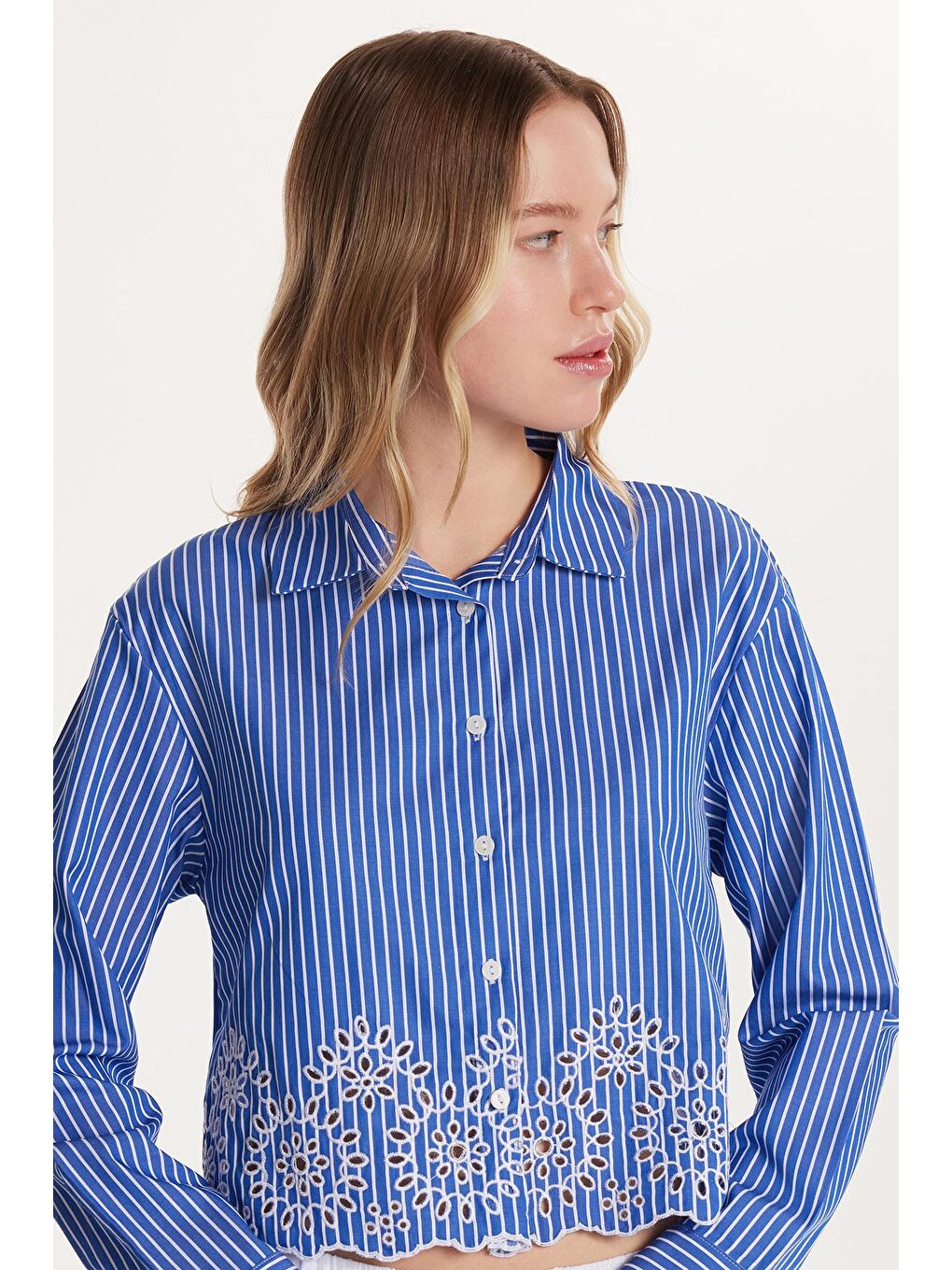 Karışık Kadın Slim Fit Dar Kesim Desenli Uzun Kollu Klasik Yaka Gömlek-1