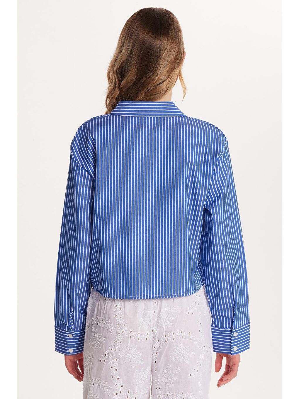 Karışık Kadın Slim Fit Dar Kesim Desenli Uzun Kollu Klasik Yaka Gömlek-4