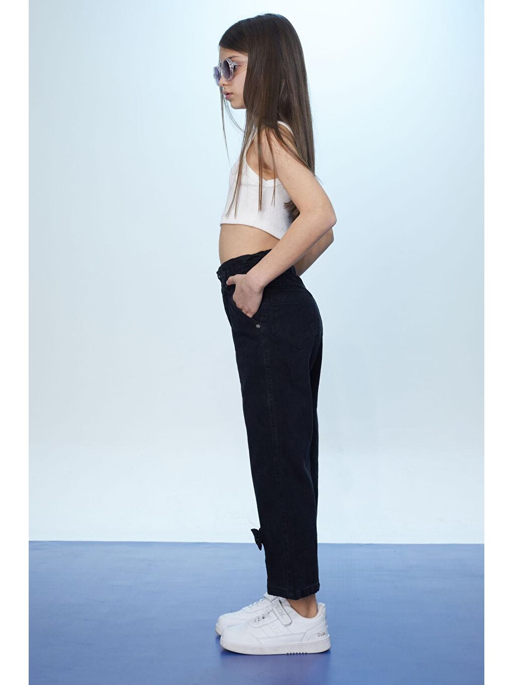 Siyah Yüksek Bel Yırtmaçlı Paçası Fiyonklu Kız Çocuk Jean Pantolon 18364-2