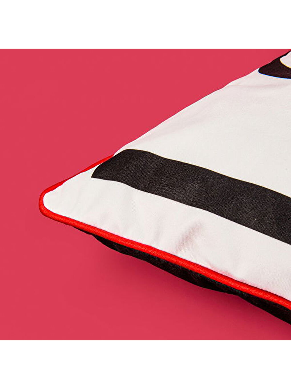 Soft Liebe Kırlent - Siyah / Beyaz - 45x45 cm-3