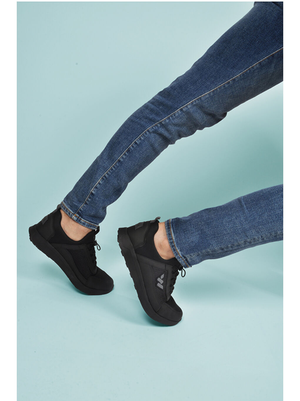 Siyah Kilit Bağcıklı Hafif Esnek Erkek Spor Ayakkabı Apollo 166 M-3