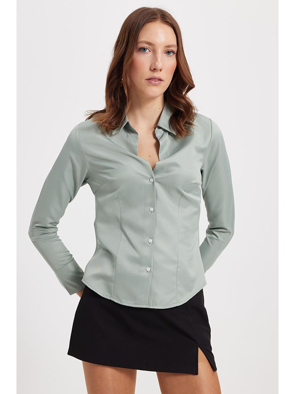 Yeşil Kadın Slim Fit Dar Kesim Pensli Vucüda Oturan Klasik Yaka Uzun Kollu Elastanlı Mint Renk Gömlek-7